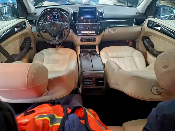 4JGDA5JB6JB131401 2018 MERCEDES-BENZ GLE - Image 8