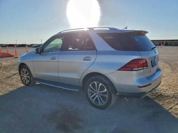 4JGDA5JB7GA633283 2016 MERCEDES-BENZ GLE - Image 2