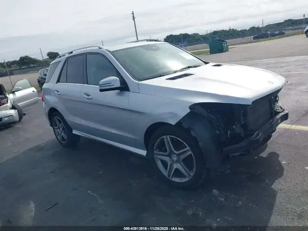 4JGDA5JB7GA633946 2016 MERCEDES-BENZ GLE - Image 1