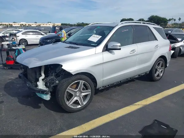 4JGDA5JB7GA633946 2016 MERCEDES-BENZ GLE - Image 2
