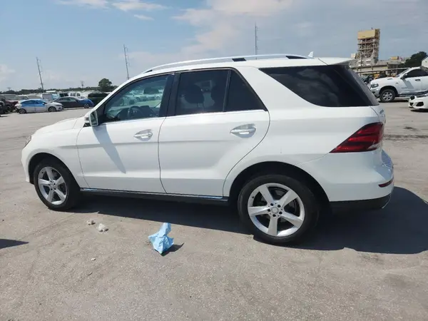 4JGDA5JB7GA797360 2016 MERCEDES-BENZ GLE - Image 2