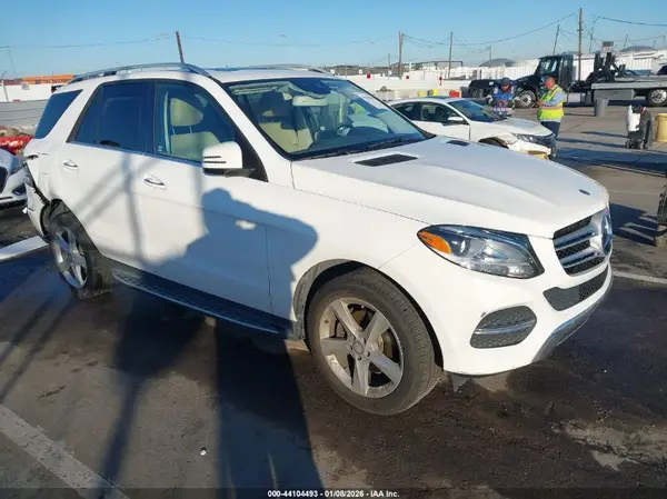 4JGDA5JB7GA797746 2016 MERCEDES-BENZ GLE - Image 1