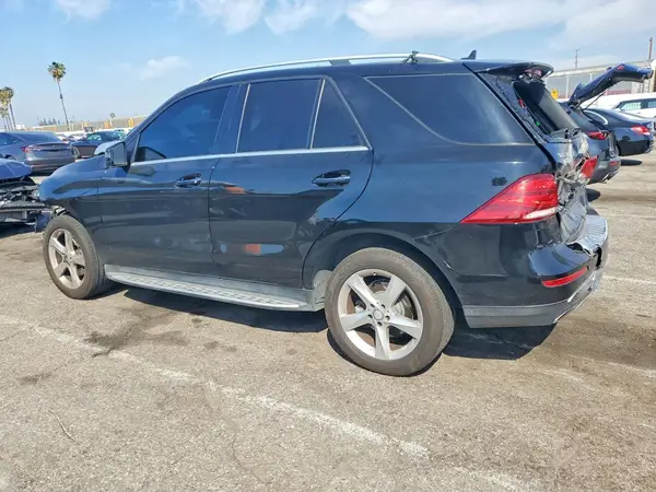 4JGDA5JB7GA801486 2016 MERCEDES-BENZ GLE - Image 2