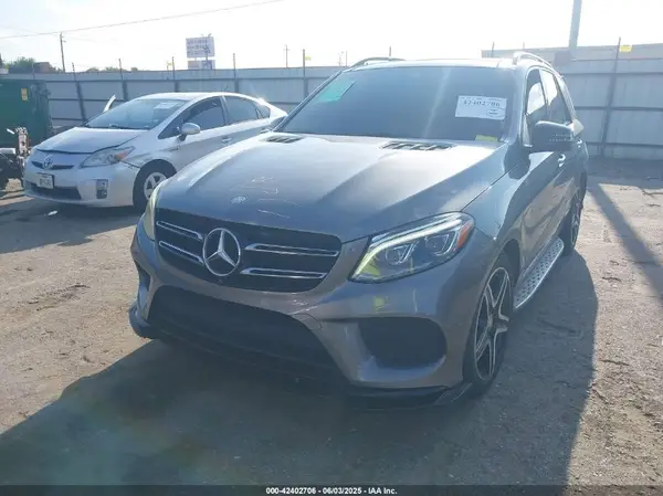 4JGDA5JB7HA835767 2017 MERCEDES-BENZ GLE - Image 2