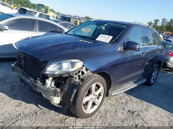 4JGDA5JB7HA854738 2017 MERCEDES-BENZ GLE - Image 2