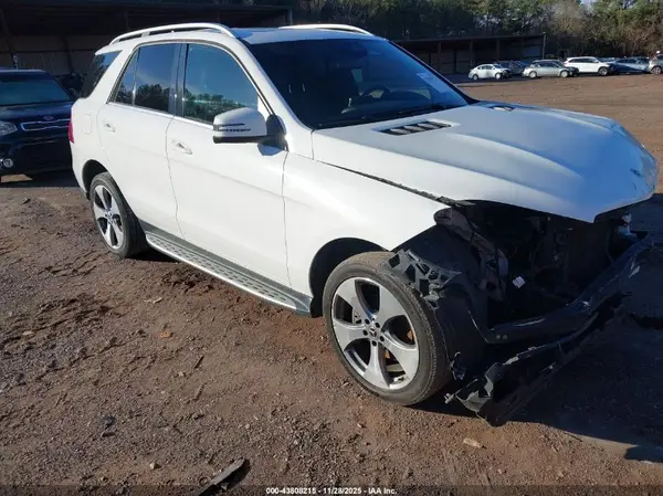 4JGDA5JB7HA940308 2017 MERCEDES-BENZ GLE - Image 1