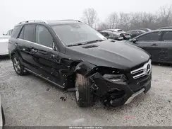 4JGDA5JB7HA949140 2017 MERCEDES-BENZ GLE