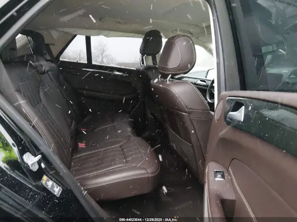 4JGDA5JB7HA949140 2017 MERCEDES-BENZ GLE - Image 8