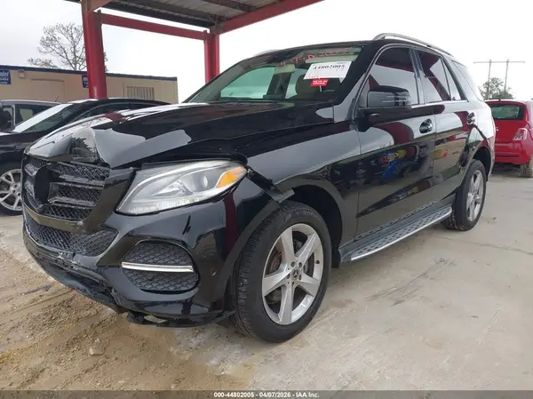 4JGDA5JB7JB015365 2018 MERCEDES-BENZ GLE - Image 2
