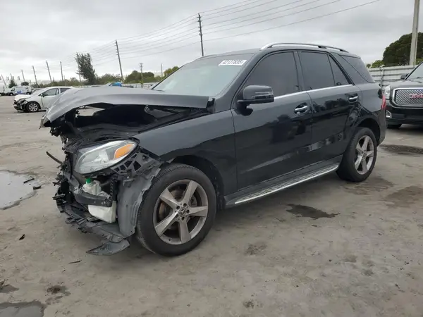 4JGDA5JB7JB019111 2018 MERCEDES-BENZ GLE - Image 1