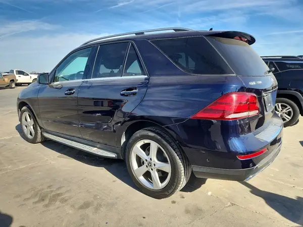 4JGDA5JB7JB065098 2018 MERCEDES-BENZ GLE - Image 2