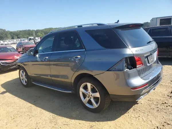 4JGDA5JB7JB096383 2018 MERCEDES-BENZ GLE - Image 2