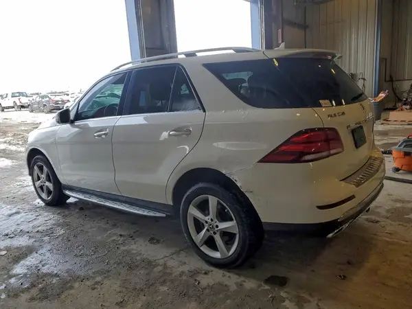 4JGDA5JB7JB134842 2018 MERCEDES-BENZ GLE - Image 2