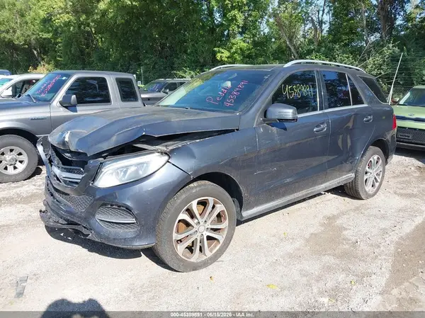 4JGDA5JB8GA632756 2016 MERCEDES-BENZ GLE - Image 2