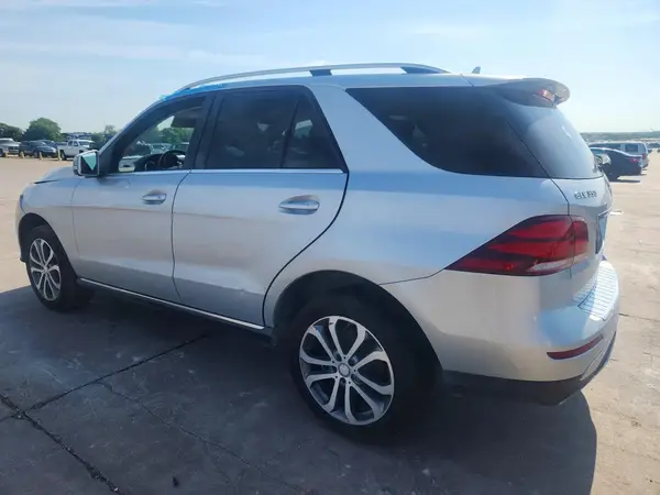 4JGDA5JB8GA648326 2016 MERCEDES-BENZ GLE - Image 2