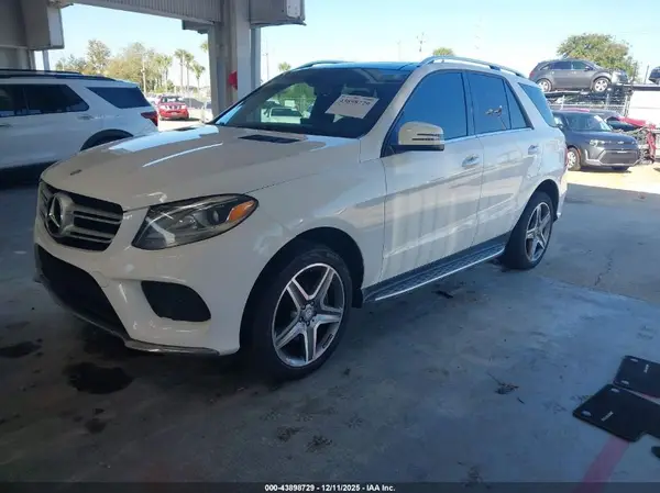 4JGDA5JB8GA688986 2016 MERCEDES-BENZ GLE - Image 2