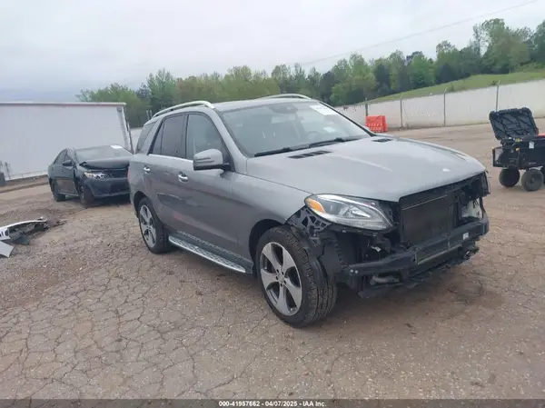 4JGDA5JB8GA742920 2016 MERCEDES-BENZ GLE - Image 1