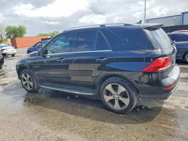 4JGDA5JB8GA744117 2016 MERCEDES-BENZ GLE - Image 2