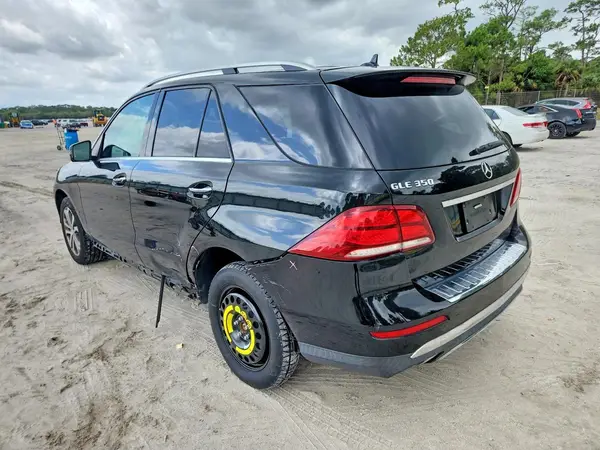4JGDA5JB8GA764061 2016 MERCEDES-BENZ GLE - Image 2