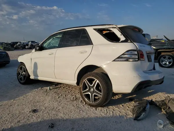 4JGDA5JB8GA803358 2016 MERCEDES-BENZ GLE - Image 2