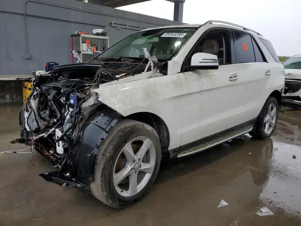 4JGDA5JB8HA814054 2017 MERCEDES-BENZ GLE - Image 1