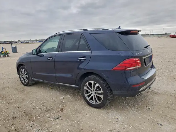 4JGDA5JB8HA823921 2017 MERCEDES-BENZ GLE - Image 2