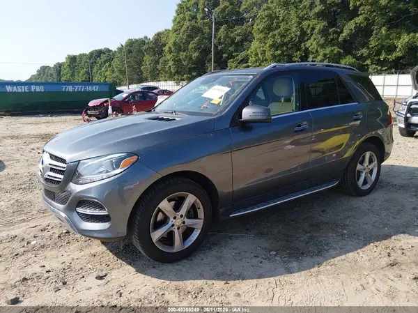 4JGDA5JB8HA837687 2017 MERCEDES-BENZ GLE - Image 2