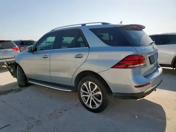 4JGDA5JB8HA837804 2017 MERCEDES-BENZ GLE - Image 2