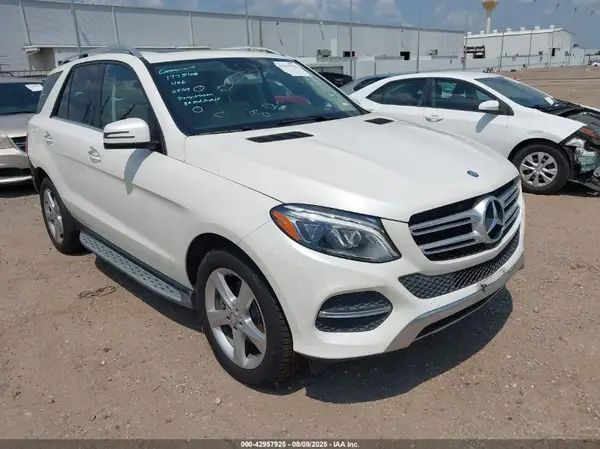 4JGDA5JB8HA839360 2017 MERCEDES-BENZ GLE - Image 1