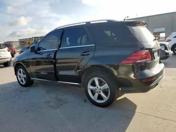 4JGDA5JB8HA846731 2017 MERCEDES-BENZ GLE - Image 2
