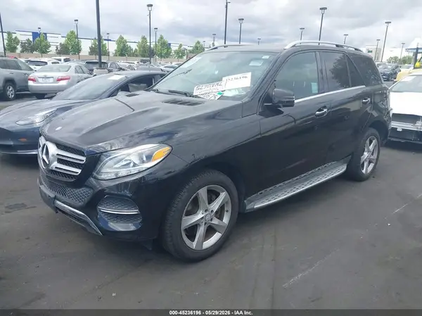 4JGDA5JB8HA862444 2017 MERCEDES-BENZ GLE - Image 2