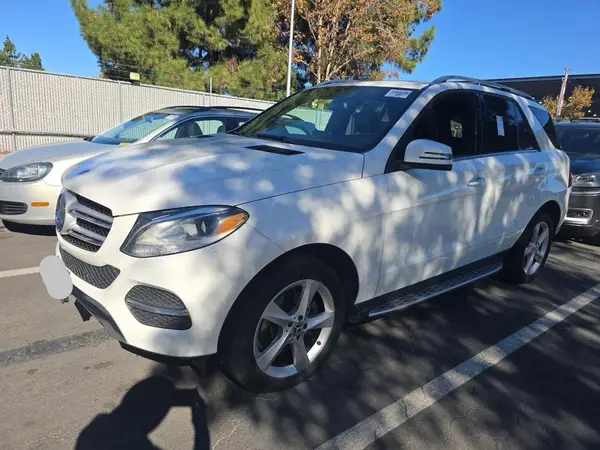 4JGDA5JB8HA933450 2017 MERCEDES-BENZ GLE - Image 2