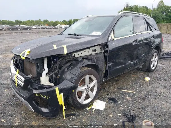 4JGDA5JB8HA946330 2017 MERCEDES-BENZ GLE - Image 2
