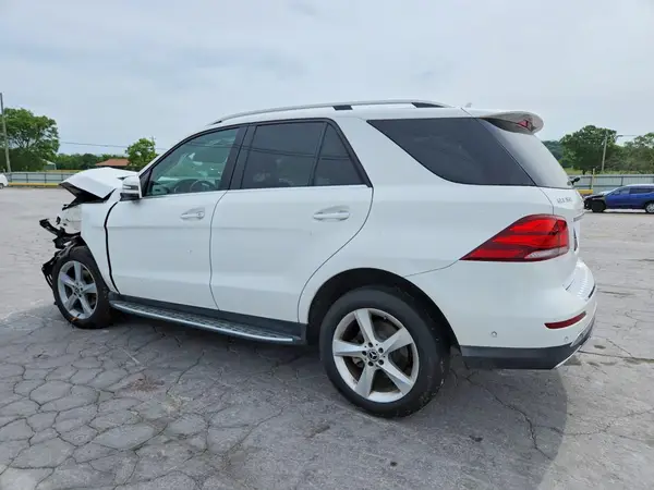 4JGDA5JB8HA954573 2017 MERCEDES-BENZ GLE - Image 2