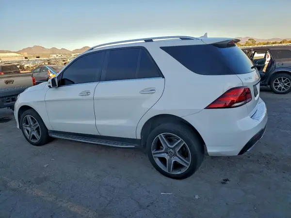 4JGDA5JB8HA958901 2017 MERCEDES-BENZ GLE - Image 2