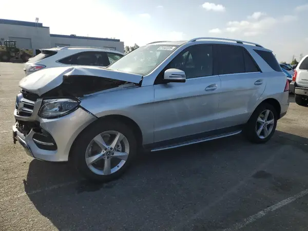 4JGDA5JB8HA972927 2017 MERCEDES-BENZ GLE - Image 1