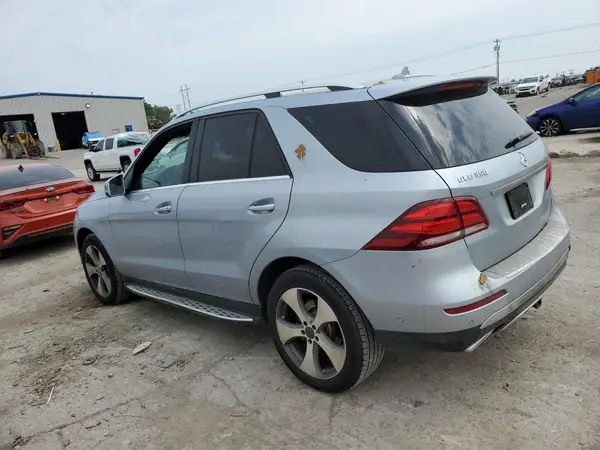 4JGDA5JB8JB022664 2018 MERCEDES-BENZ GLE - Image 2