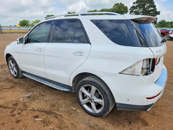 4JGDA5JB8JB092648 2018 MERCEDES-BENZ GLE - Image 2