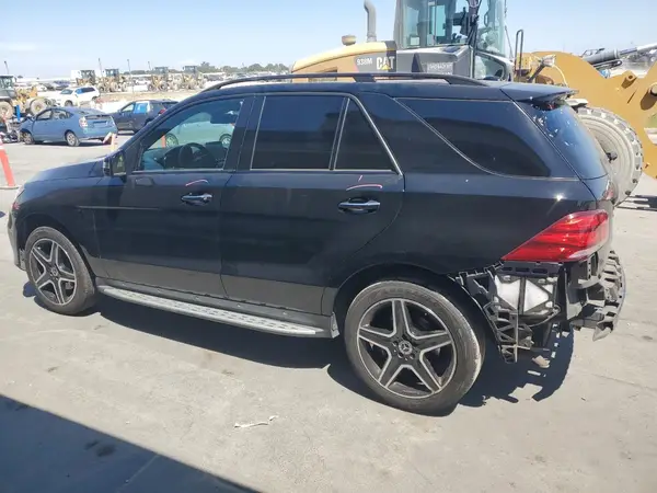 4JGDA5JB8JB128208 2018 MERCEDES-BENZ GLE - Image 2