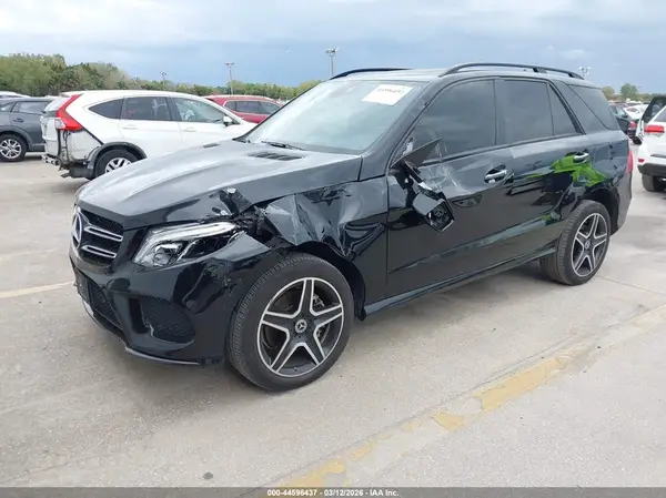 4JGDA5JB8JB131609 2018 MERCEDES-BENZ GLE - Image 2