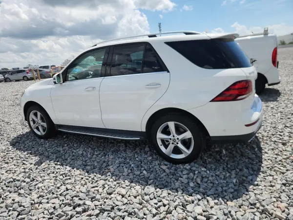 4JGDA5JB8JB134526 2018 MERCEDES-BENZ GLE - Image 2