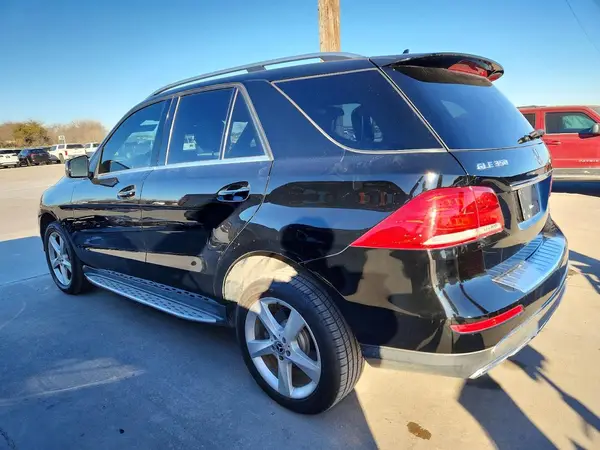 4JGDA5JB8JB172578 2018 MERCEDES-BENZ GLE - Image 2