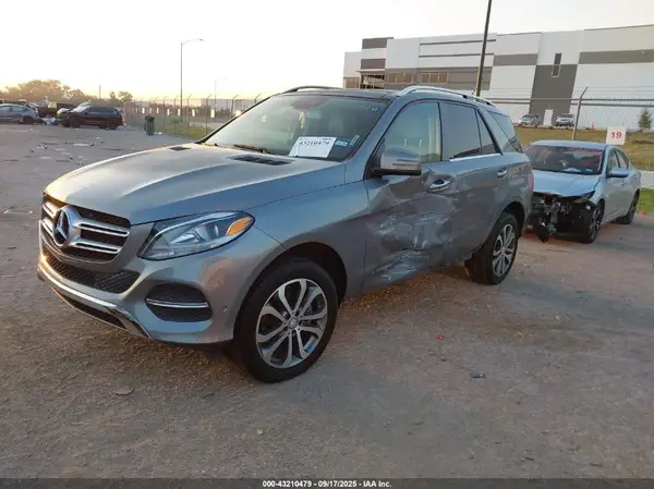 4JGDA5JB9GA656239 2016 MERCEDES-BENZ GLE - Image 2