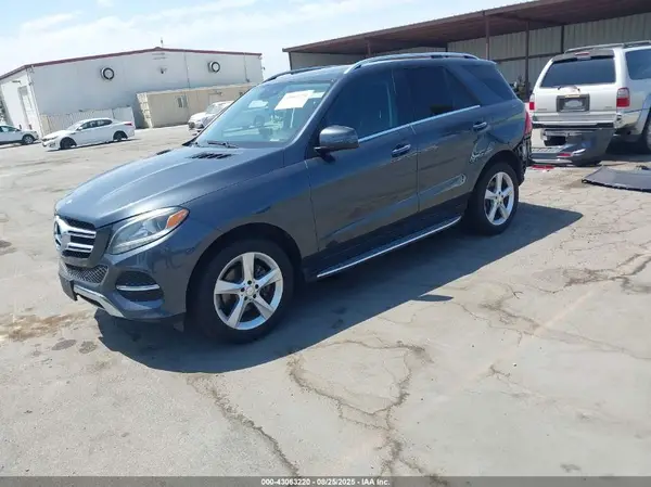 4JGDA5JB9GA674627 2016 MERCEDES-BENZ GLE - Image 2