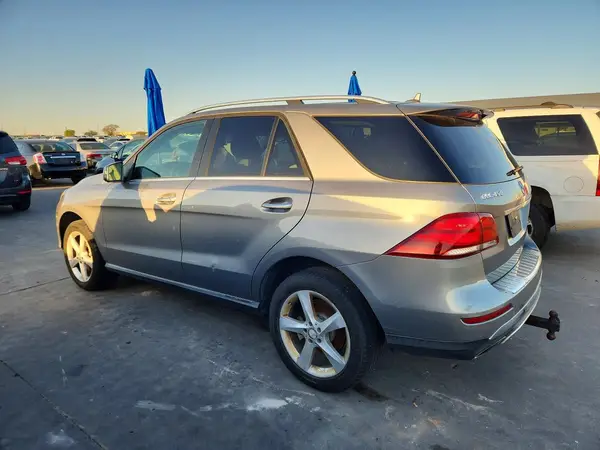 4JGDA5JB9GA687300 2016 MERCEDES-BENZ GLE - Image 2