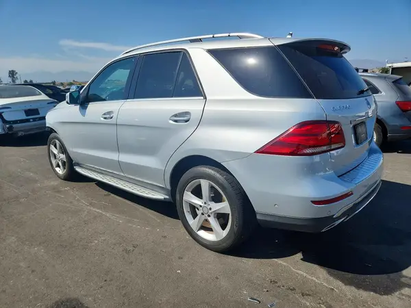 4JGDA5JB9GA720070 2016 MERCEDES-BENZ GLE - Image 2