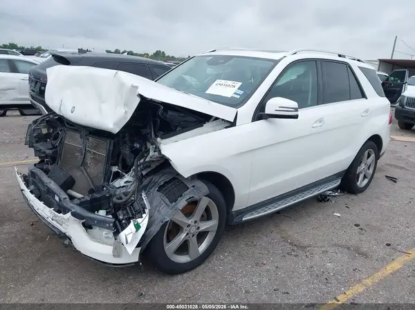 4JGDA5JB9GA735085 2016 MERCEDES-BENZ GLE - Image 2