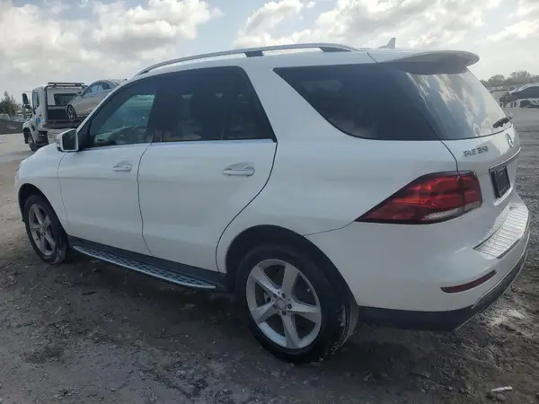 4JGDA5JB9GA778874 2016 MERCEDES-BENZ GLE - Image 2