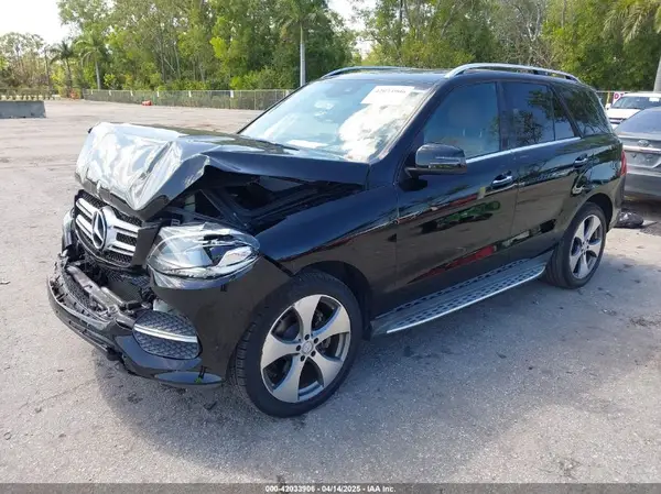 4JGDA5JB9HA818758 2017 MERCEDES-BENZ GLE - Image 2