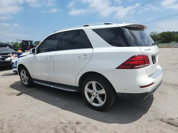 4JGDA5JB9HA840310 2017 MERCEDES-BENZ GLE - Image 2